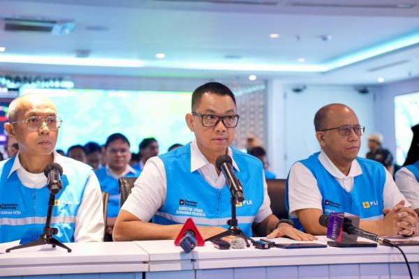 Pernyataan Maaf PLN Usai Listrik Padam di Sumatera, Sebut 176 Gardu Induk Terganggu Cuaca Buruk