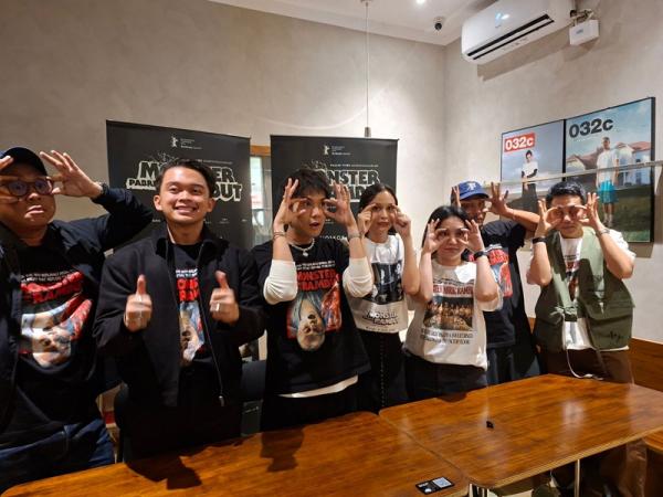 Tiket Sold Out di Bandung! Monster Pabrik Rambut Soroti Horor Nyata Fenomena Overwork