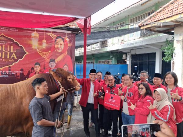 Sapi Kurban Wali Kota Eri Cahyadi hingga Ketua DPRD Surabaya Dipotong di RPH Pegirian