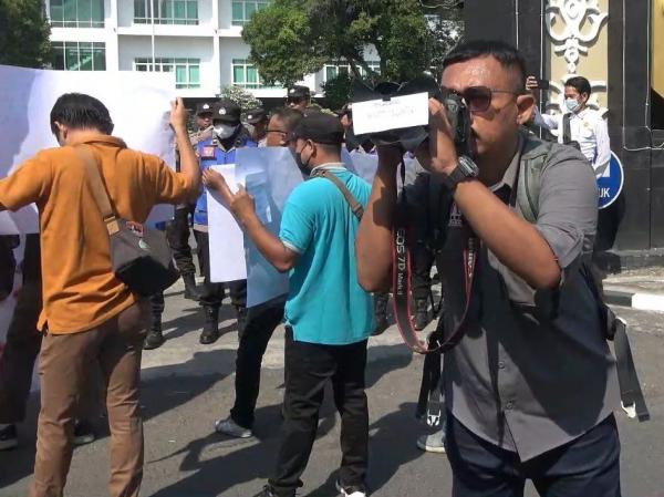 Dunia Jurnalistik Lamongan Kehilangan, Fotografer Muda Lamongan Anjar Dwi Pradipta Tutup Usia