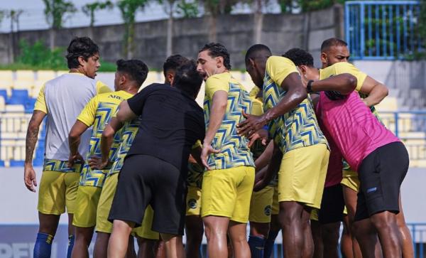 Arema FC Sudah Kantongi 11 Pemain Asing untuk Super League 2026-2027