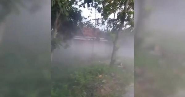 Geger! Kepulan Asap Putih Selimuti Permukiman Warga Tuban