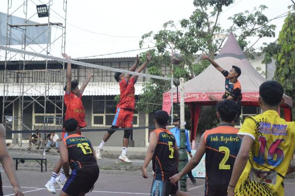 header img