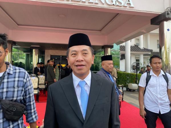 Ramai Minimarket Tutup Diduga Imbas KDMP, Ini Tanggapan Bupati Aep
