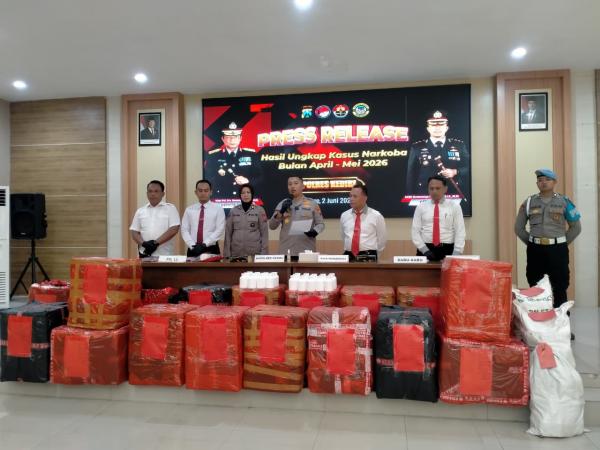 Polres Kediri Gulung Jaringan Narkoba Senilai Rp1 Miliar, 50 Orang Dicokok