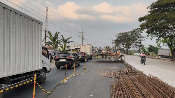 Pengecoran Pantura Brangsong Kendal Dimulai Lagi, Bersiap Terjebak Macet Sebulan Kedepan