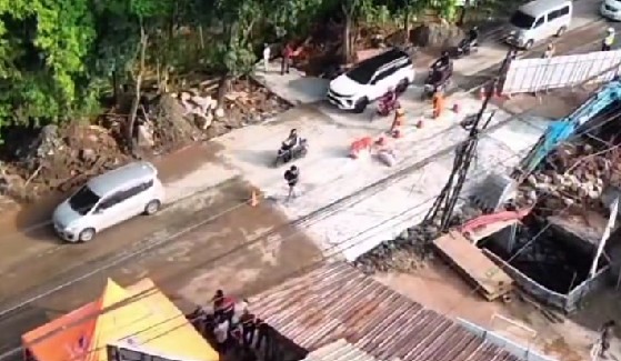 Wow, Perbaikan Kilat Cor Rapid Curing! Jalan Ambles Lenteng Agung Arah Depok Telah Dibuka