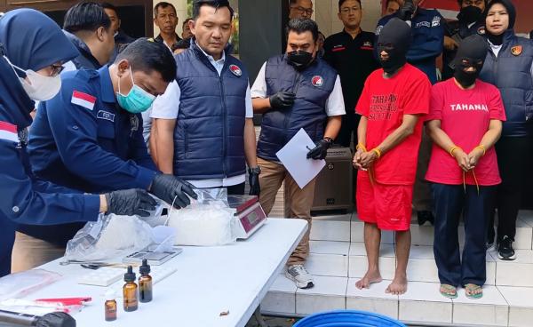 Polda Jateng Perangi Peredaran Narkoba: 449 Kasus Diungkap, 554 Tersangka Diamankan