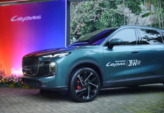 Lepas Hadirkan Definisi Baru Gaya Hidup Modern di Jakarta Fashion Week 2027