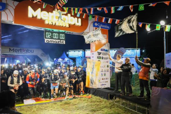 Merbabu Skyrace 2026, Ribuan Pelari dari 14 Negara Tembus Keindahan Panorama Gunung
