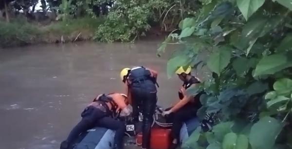 Tragis! Bocah 6 Tahun Hilang Terseret Banjir Dadakan di Sungai Way Pisang