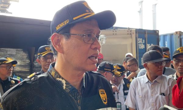 Seluruh Transaksi di Pelabuhan Wajib Pakai Rupiah, Purbaya: Kalau Ada Dolar, Nanti Saya Hajar