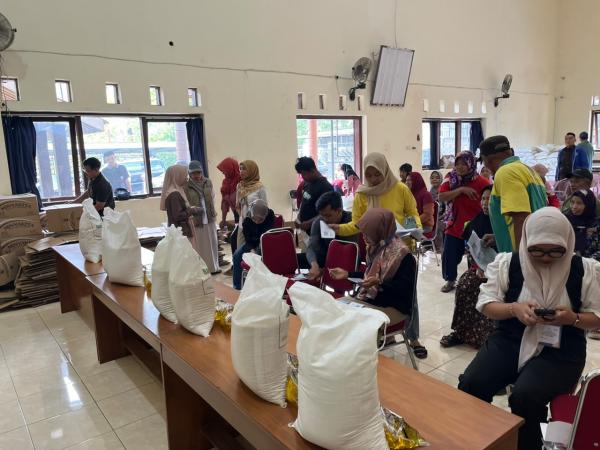 Bulog Tulungagung Gelontorkan Beras SPHP, Percepat Penyaluran Bantuan Pangan