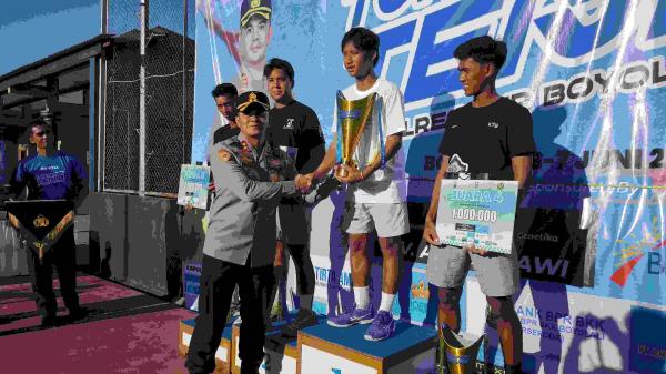 Petenis Rizky Varrelito Taklukkan Rival Tangguh, Rebut Gelar Juara Kapolres Cup Boyolali 2026