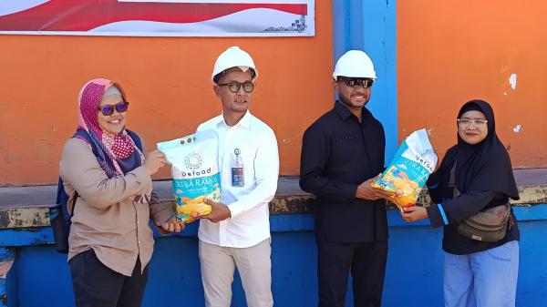 Stok Pangan Bulog Sorong Aman, Yan Mandenas Minta Distribusi Bantuan Diperketat
