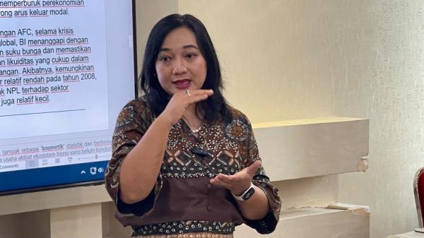 Rupiah Anjlok Lewati Rp18.000, Pakar Ekonomi Undip: Jangan Sampai Tembus Rp20.000