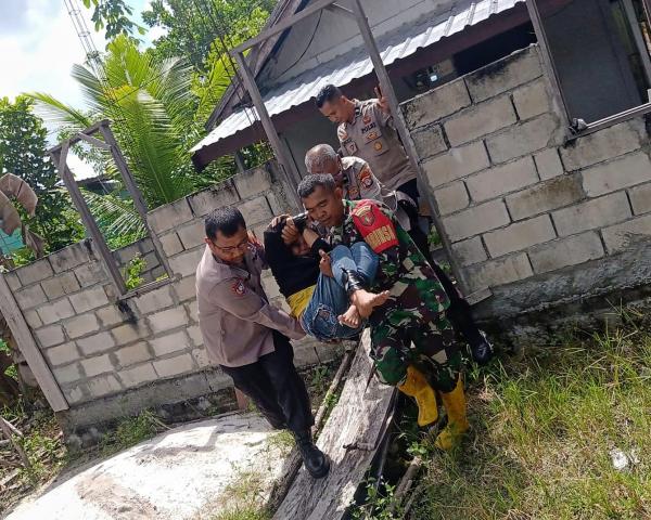 Gerak Cepat, Polsek Pahandut Evakuasi ODGJ Mengamuk, Dibawa ke RSJ Kalawa Atei