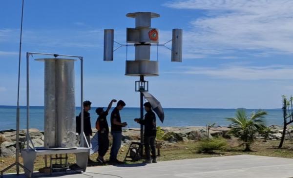 Atasi Krisis Energi, Mahasiswa Padang Ciptakan Pembangkit Listrik Tenaga Angin Rendah untuk Pesisir