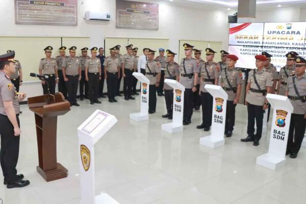 Kapolres Nganjuk Pimpin Sertijab Pejabat, Tekankan Inovasi Dan Pelayanan
