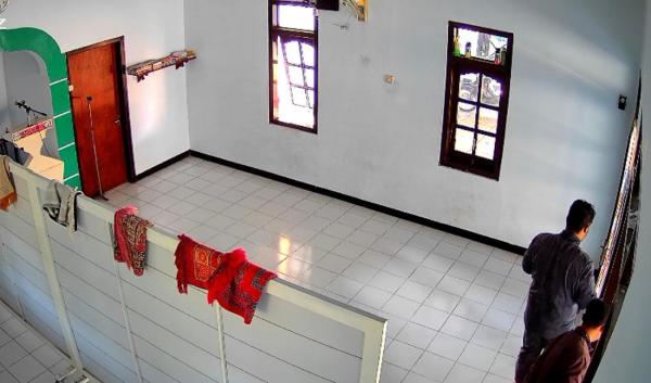 Aksi Pencurian Kotak Amal Masjid Meresahkan Warga Ponorogo, Terjadi Juga di Desa Ketro