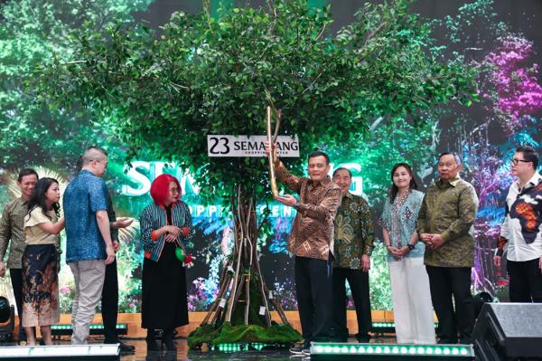Resmikan 23 Semarang Shopping Center, Ahmad Luthfi: Bukti Jateng Masih Dipercaya Investor