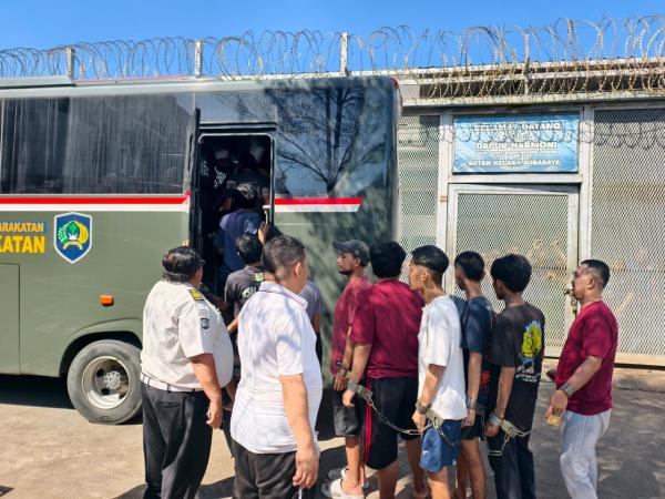 Rutan Medaeng Kosongkan 260 Bilik Hunian, Ratusan Napi Dipindah ke Sejumlah Lapas di Jatim