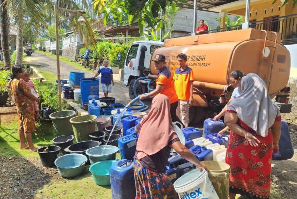 Dua Desa di Cilacap Mulai Terdampak Kekeringan, BPBD Distribusikan Air Bersih