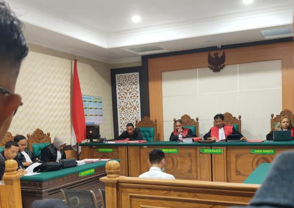 Terdakwa Kasus Penggelapan Uang Penjualan Kasur Busa di Sidoarjo Dituntut 4 Tahun Penjara