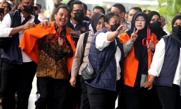 Ucapkan Takbir! Roy Suryo dan Dokter Tifa Siap Tempur di Sidang Fitnah Ijazah Palsu Jokowi