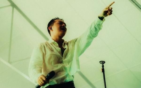header img