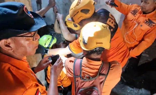 BPBD Evakuasi Emak Emak Terjebur Sumur 15 Meter di Ponorogo, Ini Kronologinya