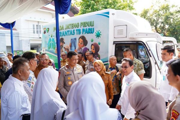 Wamenkes RI Apresiasi Polda Jateng Gelar Puncak Bakti Kesehatan Hari Bhayangkara ke 80 di Tegal