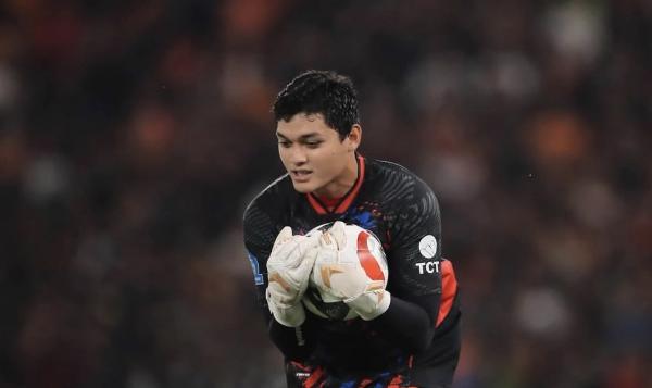 Tiga Kiper Siap Berebut Posisi Utama, Arema FC Mantapkan Sektor Penjaga Gawang