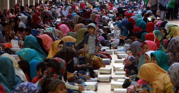 Keutamaan Menyegerakan Berbuka Puasa Ramadhan Dicintai Allah Dan Berada Dalam Kebaikan Keutamaan Menyegerakan Berbuka Puasa Ramadhan Dicintai Allah Dan Berada Dalam Kebaikan