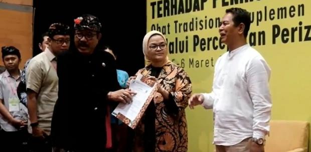 Arak Bali Dapat Izin Edar BPOM Produsen Semoga Jadi Minuman