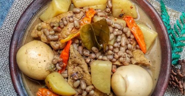 Resep Brongkos Kentang Bumbu Khas Yogyakarta Rasa Gurih Manis Resep Brongkos Kentang Bumbu Khas Yogyakarta Rasa Gurih Manis