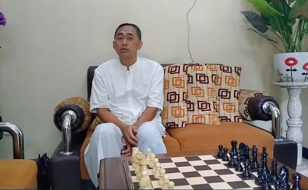 Dewa Kipas' Viral, Indonesian Online Chess Player Accused of