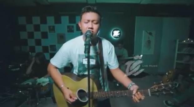 Chord Gitar dan Lirik Lagu Ojo Nangis Ndarboy Genk