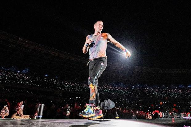 Makna Lagu Viva La Vida - Coldplay, Sebuah Refleksi tentang Kehidupan,  Kekuasaan dan Kehilangan