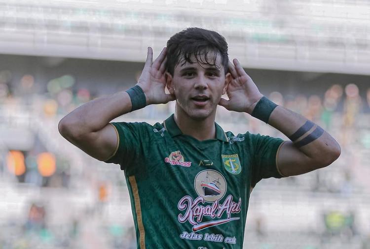 https://img.inews.co.id/media/750/files/inews_new/2025/03/08/winger_persebaya_surabaya_bruno_moreira.jpg