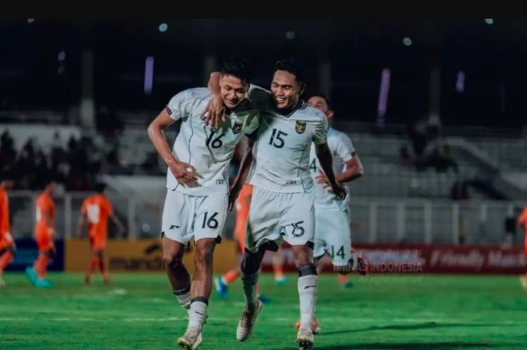 https://img.inews.co.id/media/750/files/inews_new/2025/10/18/timnas_indonesia_u_22_foto_pssi.jpg