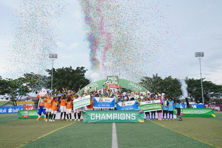 https://img.inews.co.id/media/750/files/inews_new/2025/11/23/milklife_soccer_challange_jakarta.jpg