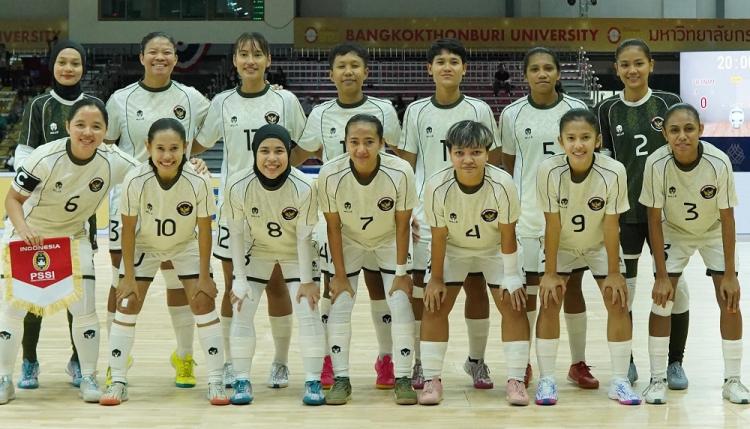 https://img.inews.co.id/media/750/files/inews_new/2025/12/19/timnsa_futsal_putri_indonesia.jpg