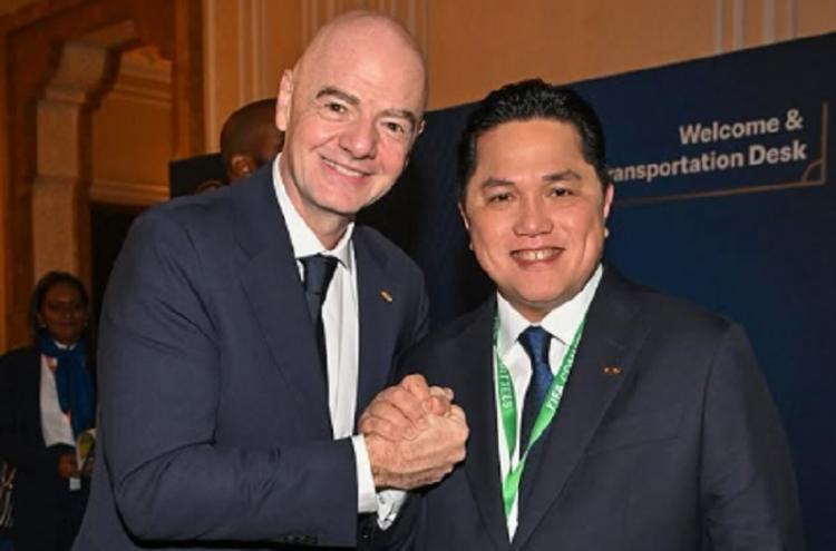 https://img.inews.co.id/media/750/files/inews_new/2025/12/21/erick_thohir.jpg
