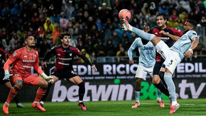 https://img.inews.co.id/media/750/files/inews_new/2026/01/18/juventus_vs_cagliari.jpg