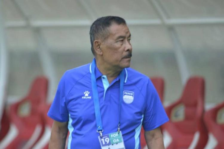 https://img.inews.co.id/media/750/files/inews_new/2026/02/14/manajer_persib_bandung_umuh_muchtar.jpg
