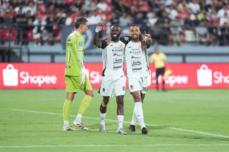 https://img.inews.co.id/media/750/files/inews_new/2026/02/16/persija_jakarta_menang_1_0_atas_bali_united_pada_l.jpg