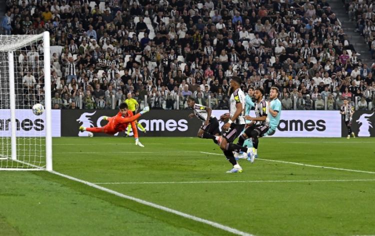 https://img.inews.co.id/media/750/files/inews_new/2026/04/20/juventus_vs_bologna.jpg