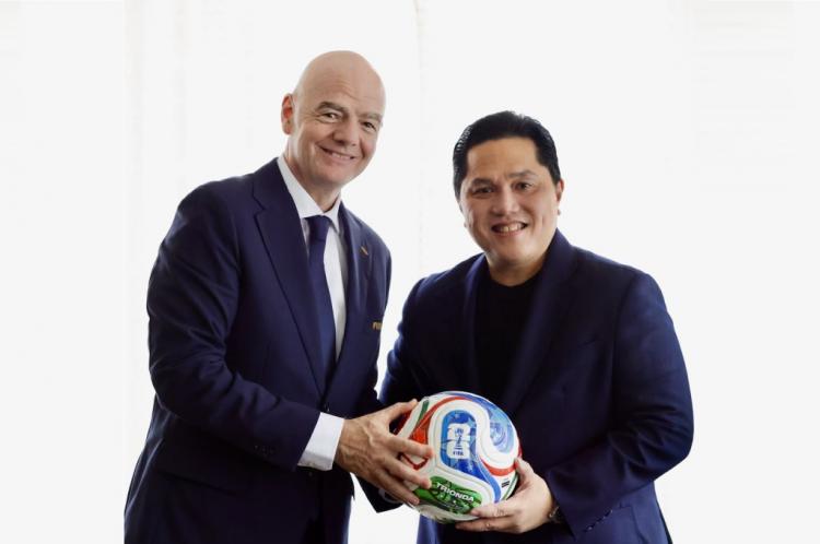 https://img.inews.co.id/media/750/files/inews_new/2026/04/30/erick_thohir_gianni_infantino.jpg