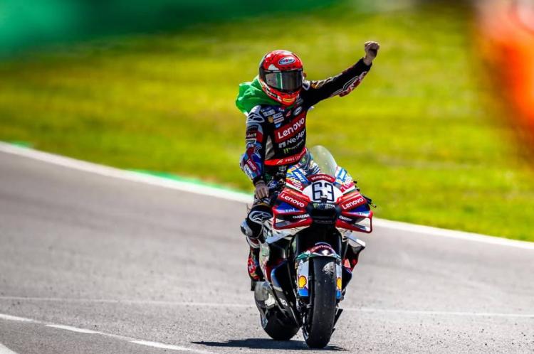 https://img.inews.co.id/media/750/files/inews_new/2026/06/01/bagnaia.jpg